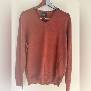 Jos. A. Bank Men's V-Neck Sweater in Rich Rust